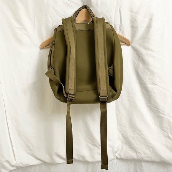 ATHLETA | NWOT REVIVE CONVERTIBLE BACKPACK BAG IN ACACIA OLIVE GREEN main image 15